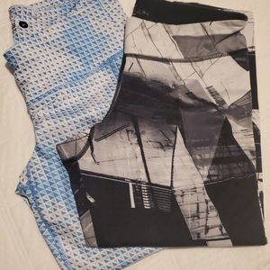 2 pairs of athletic crop leggings